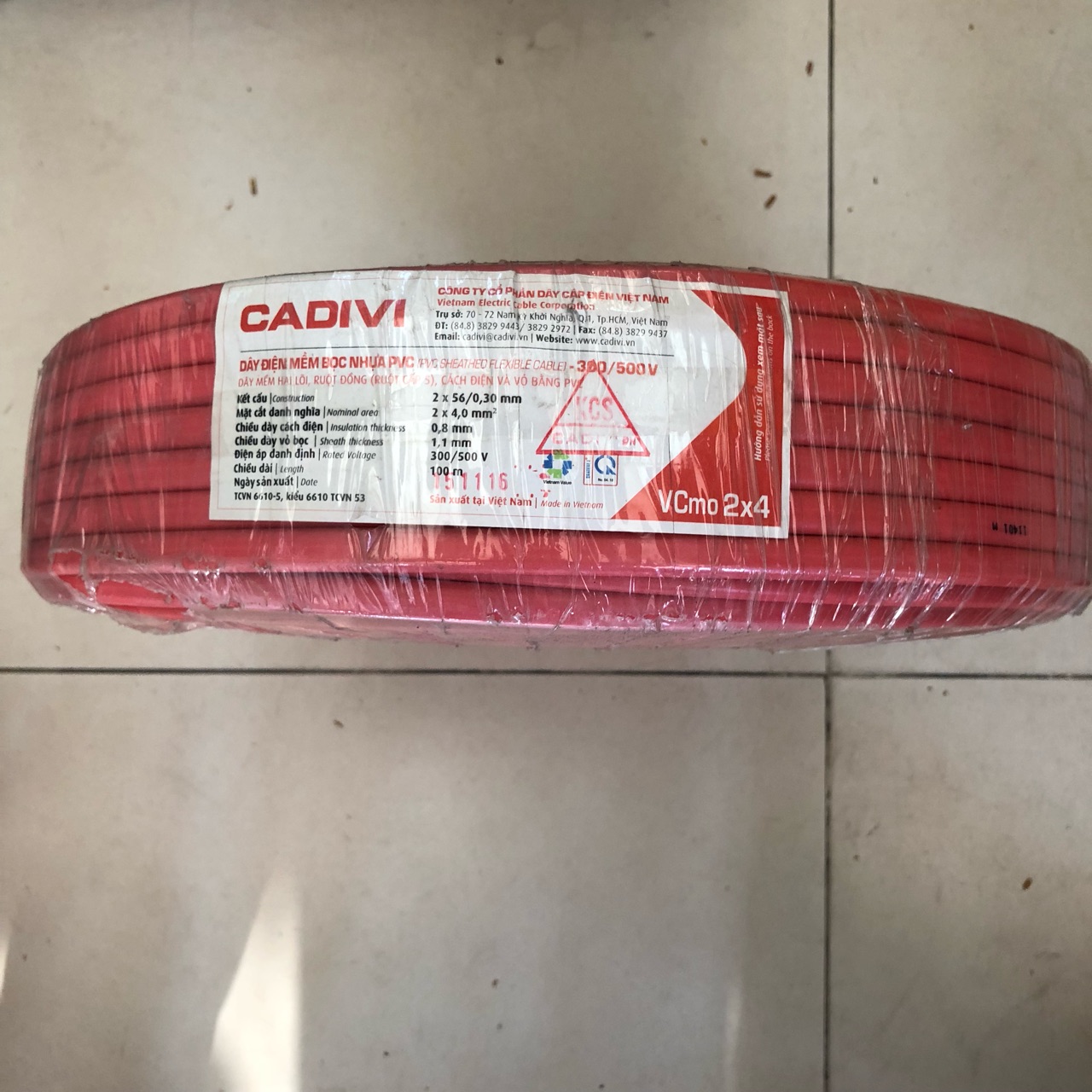 Dây cáp điện đôi mềm ovan Vcmo Cadivi 2x4.0 màu đỏ, ruột đồng bọc nhựa PVC, cuộn 100 mét