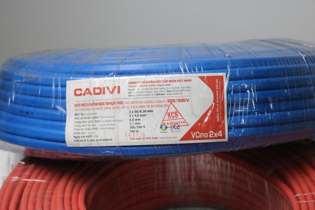 Dây cáp điện đôi mềm ovan Vcmo Cadivi 2x4.0 màu xanh, ruột đồng bọc nhựa PVC, cuộn 100 mét